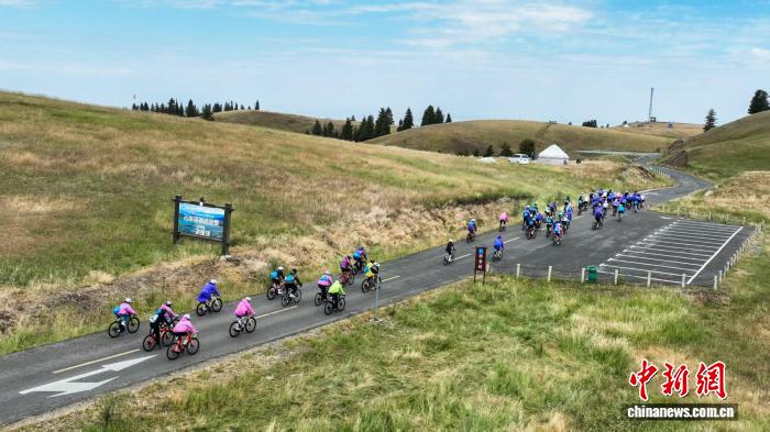 山系主题下的2025年中国自行车运动骑游大会在新