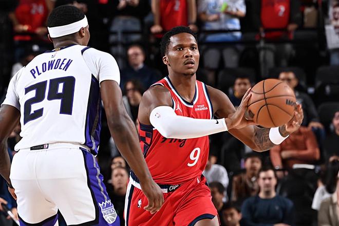 快船新援马瑟林表现低迷致败国王